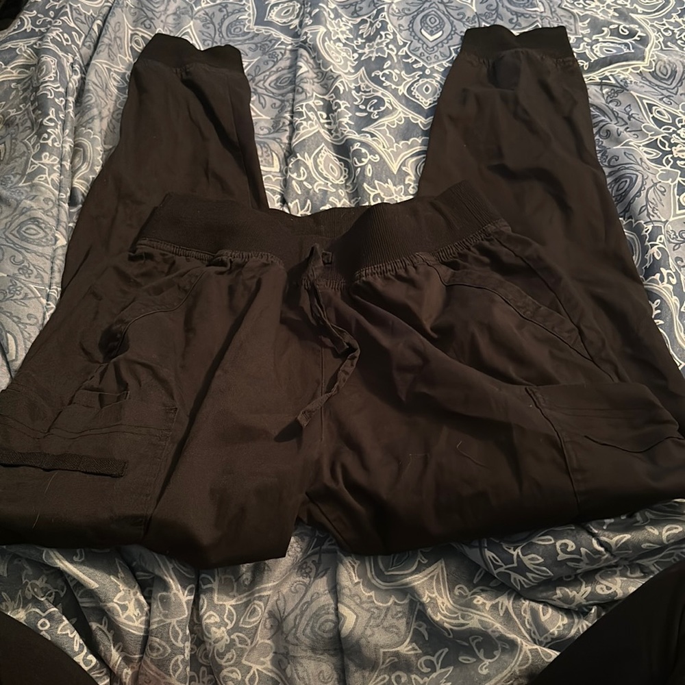 Jogger scrub pants